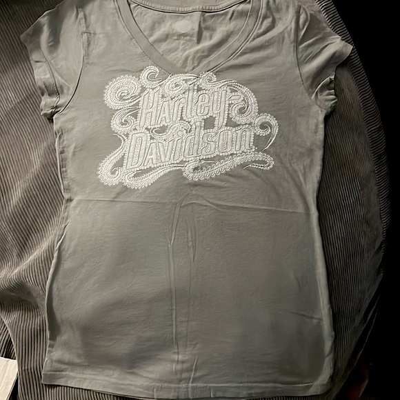 Harley Davidson v neck t shirt size small - Picture 1 of 3
